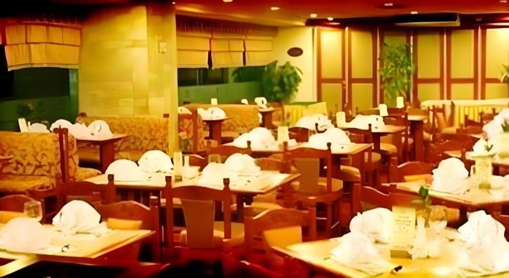 ג'קרטה Sofyan Hotel Cut Meutia מראה חיצוני תמונה
