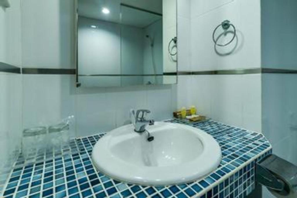 ג'קרטה Sofyan Hotel Cut Meutia מראה חיצוני תמונה